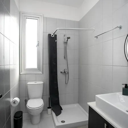 Palmove Renovated Meneou House Feriehus *