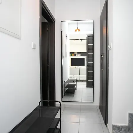 Palmove Renovated Meneou House Feriehus *