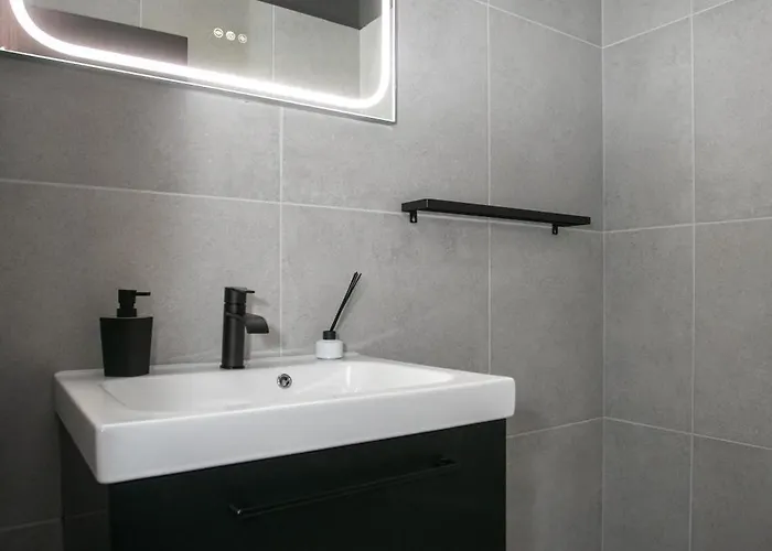 Palmove Renovated Meneou House 別荘 ラルナカ