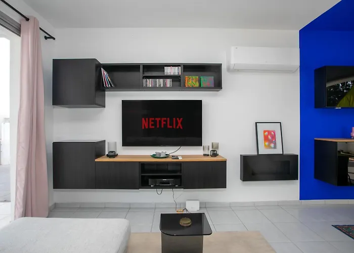 Palmove Renovated Meneou House 別荘 ラルナカ