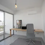 Palmove Renovated Meneou House לרנקה