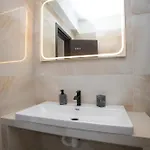 בית נופש Palmove Renovated Meneou House