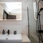Palmove Renovated Meneou House * לרנקה